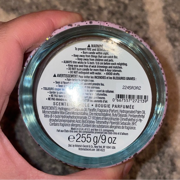 NWT Victoria secret candle blushing bubbly - Picture 4 of 11